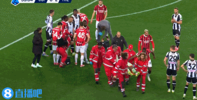 隆戈:迈尼昂头部受伤将在医院过夜,明早返回米兰